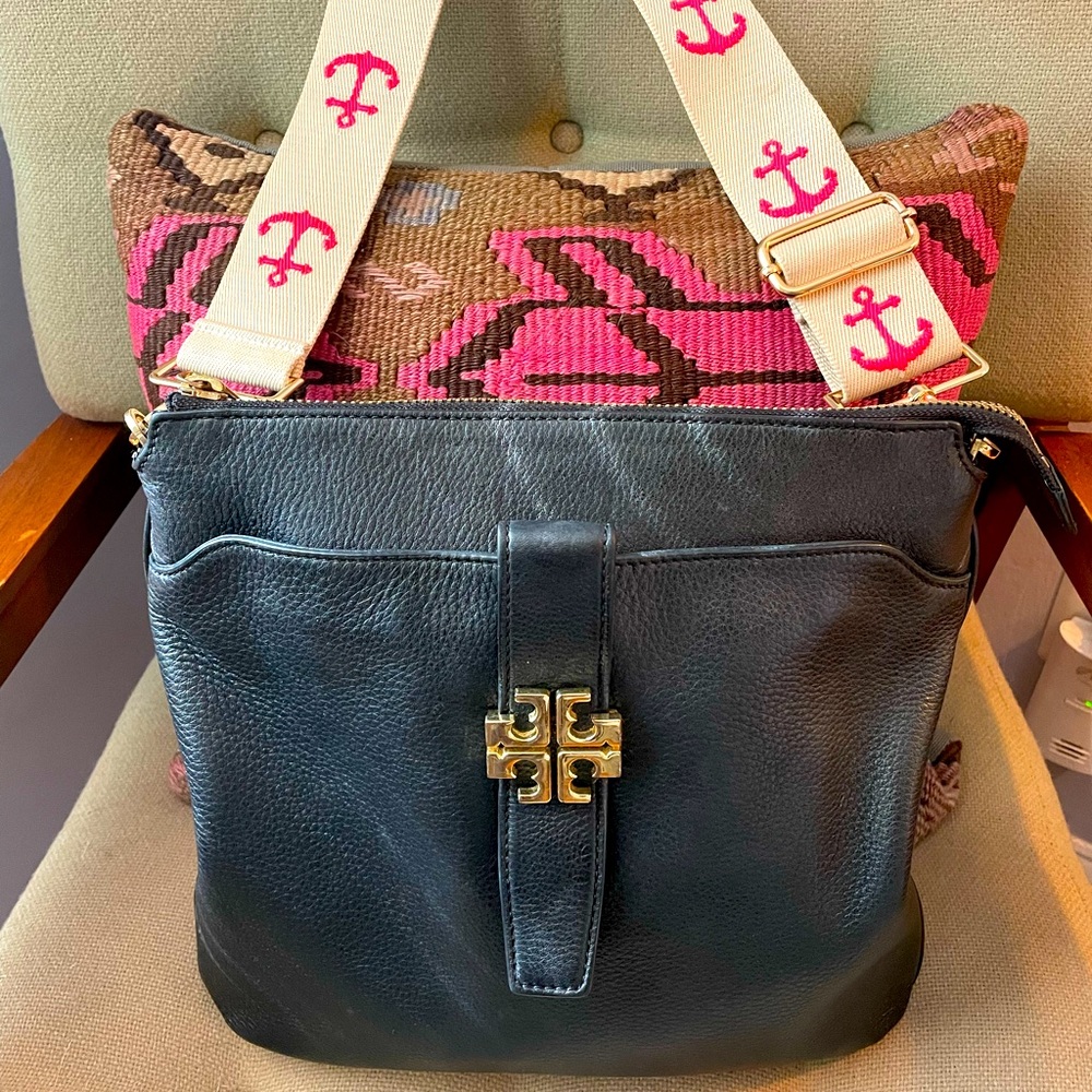 TORY Burch✨Black Pebble Leather Crossbody